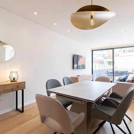Coastal 3br Duplex W Terrace By Lovelystay